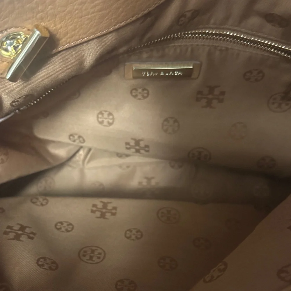 Tory Burch Brown Leather Shoulder Bag - Picture 4 of 6